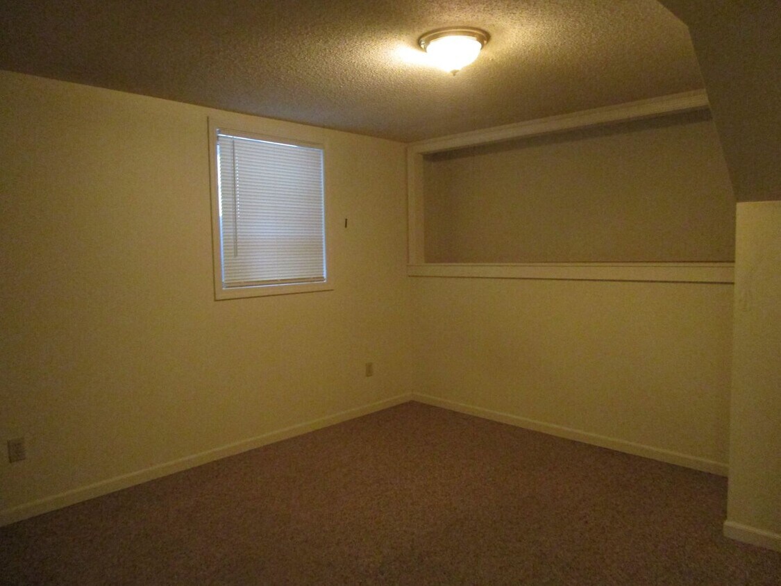 Primary Photo - 607 N Juliette Ave