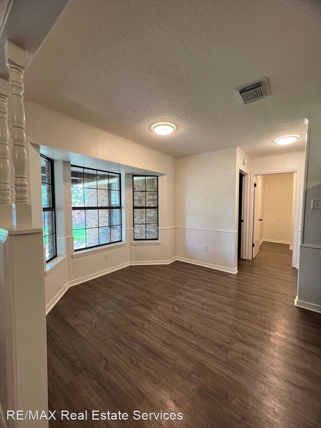 Building Photo - 3 br, 2 bath House - 440 Westwood Drive