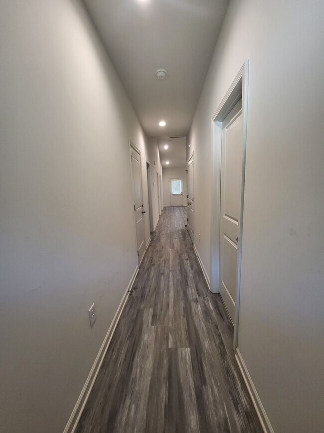 Foto del edificio - Cute, Well Maintained, Ranch Close to Mountain Island Lake
