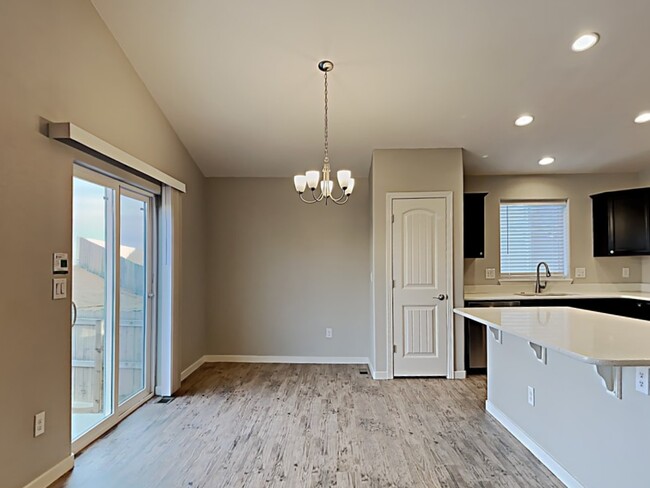 Building Photo - 6161 Anders Ridge Ln