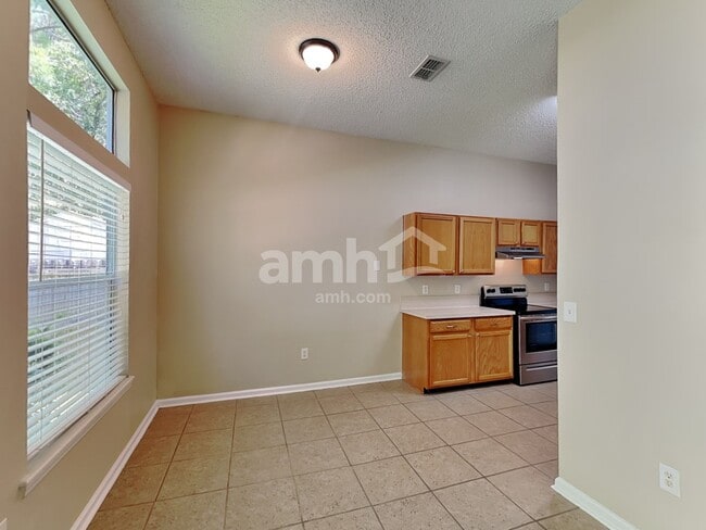 Building Photo - 9125 Fallsmill Dr