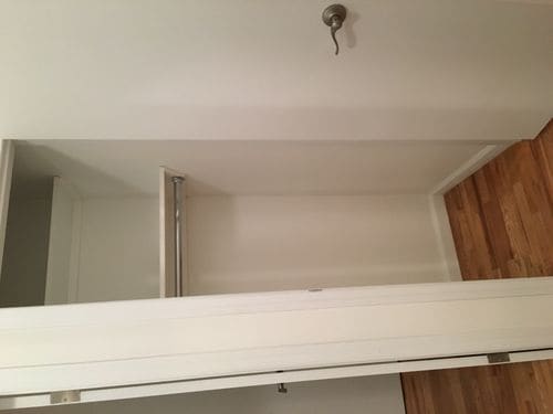 Foto del edificio - 301 E 75th St