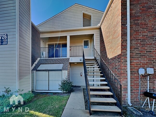 Building Photo - 5726 Marvin Loving Dr