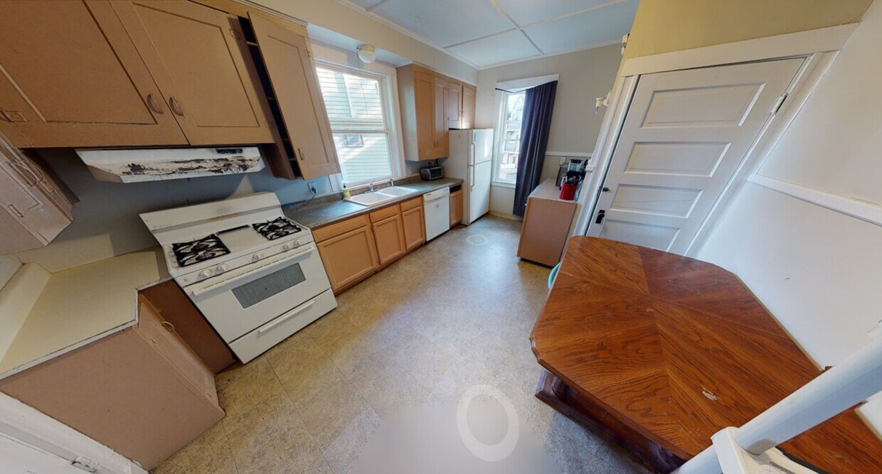 Primary Photo - 28 Dearborn Rd