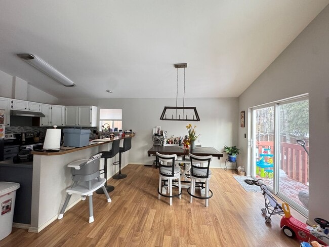 Building Photo - 19448 Highland Ridge Dr