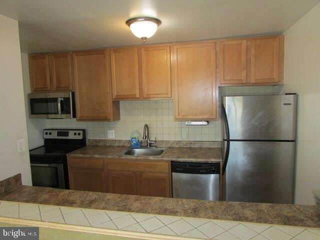 Photo - 6310 Hil Mar Dr Unit