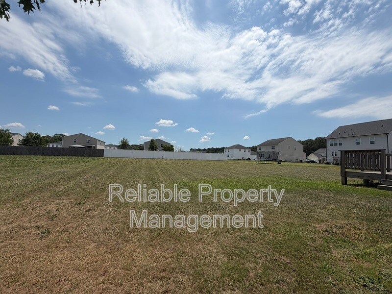 Foto del edificio - 44 Alder Creek Ct