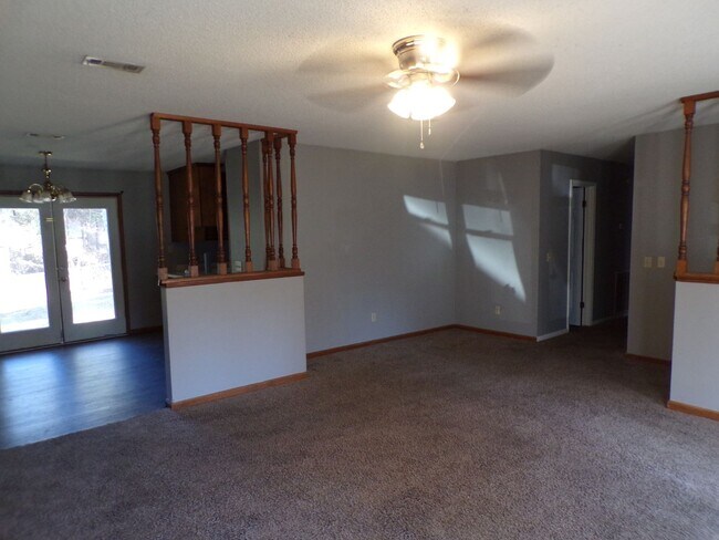 Building Photo - Foxhill Subdivision, East Emerald Drive, Enterprise, AL