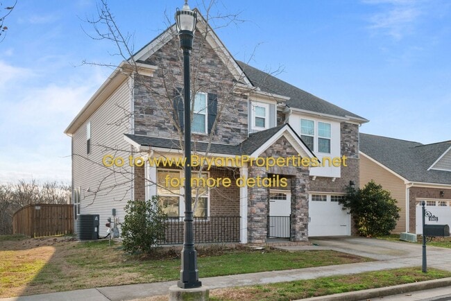 Photo - 1801 Stonewater Dr House