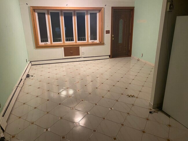 Foto del edificio - 9716 97th St