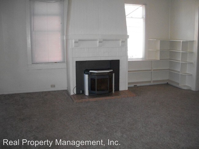 Building Photo - 2023 Placer St