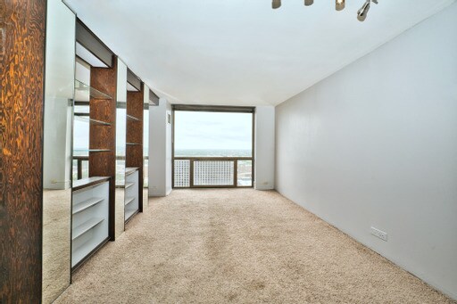Foto del edificio - 4343 N Clarendon Ave