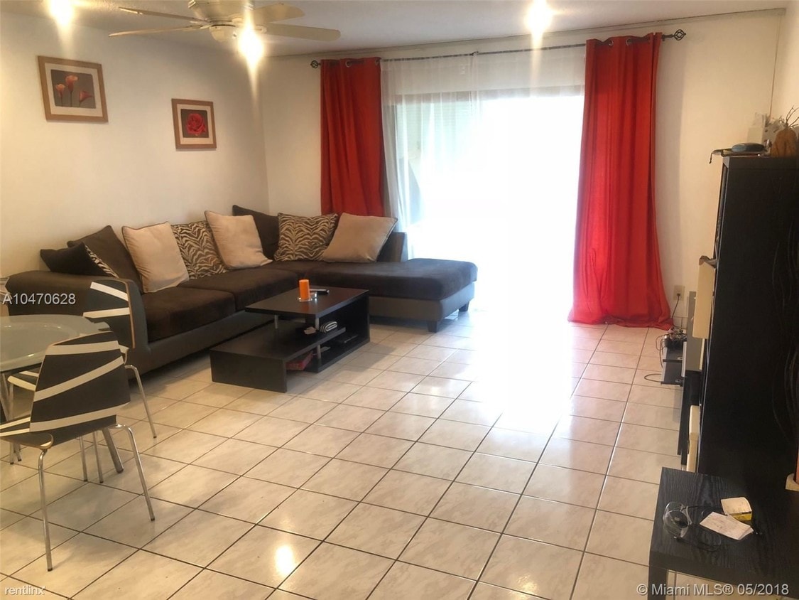 Primary Photo - 2 br, 2 bath Condo - 219 NE 14th Ave Apt 302