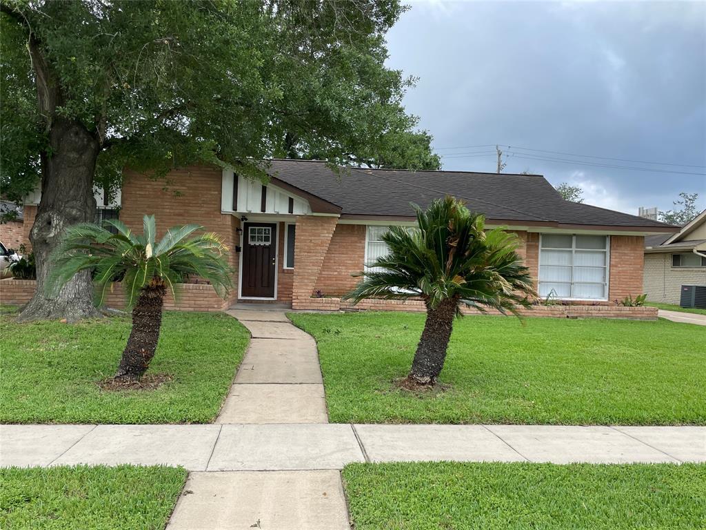 Primary Photo - 3727 Woodvalley Dr