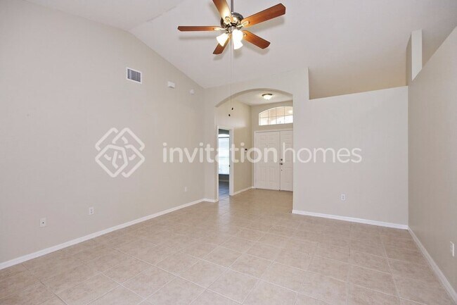 Building Photo - 515 Eagle Ct