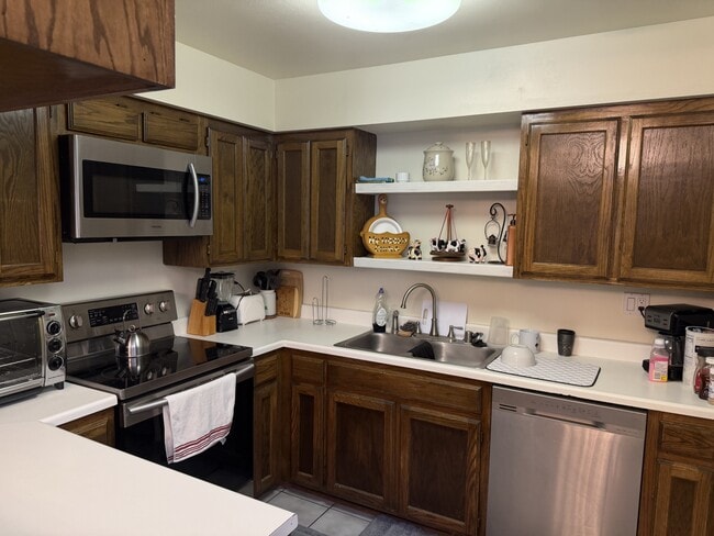 Building Photo - 26303 US-70