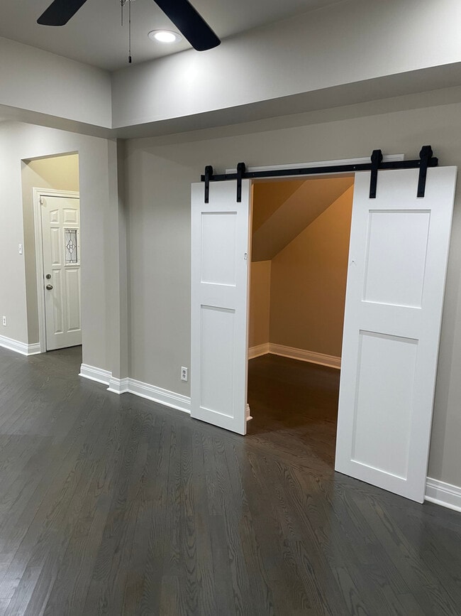 Foto del edificio - 2826 W Lyndale St