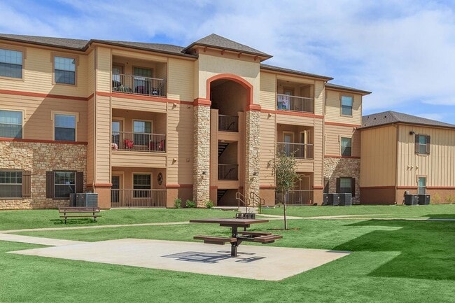 Building Photo - 202 Aquero Blvd