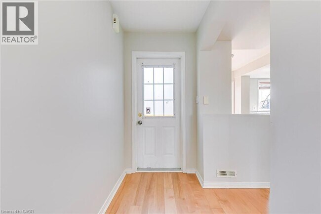 Building Photo - 1489 Heritage Way