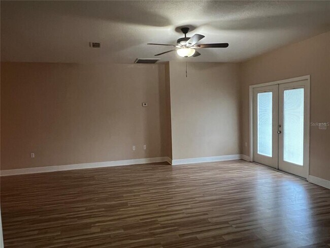 Building Photo - 6443 Ashville Dr