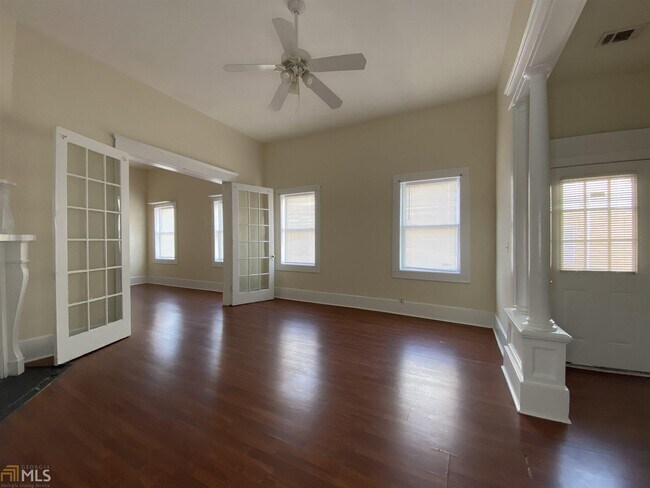 Foto del edificio - 1115 Whitaker St