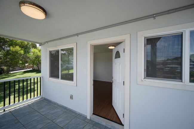 Building Photo - 4494 Sierra Dr