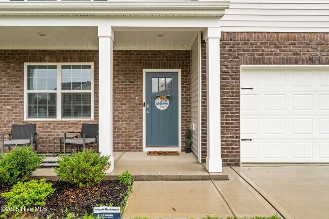 Building Photo - 2120 Wild Rdg Dr