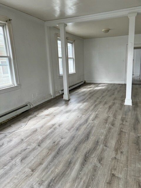 Foto del edificio - 84 N 10th St