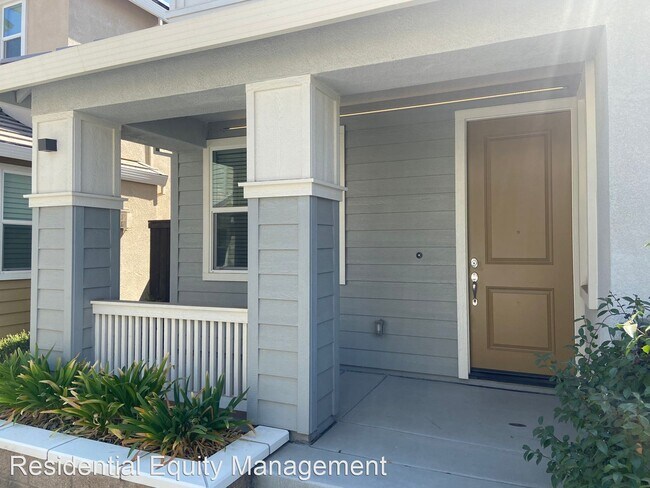 Building Photo - 3 br, 2.5 bath House - 4853 Holden Drive -...