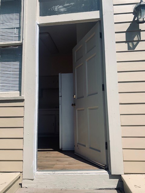 Foto principal - 1115 Bordeaux St