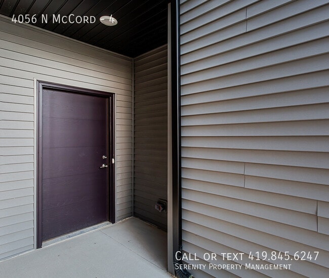 Foto del edificio - 4056 N McCord-4