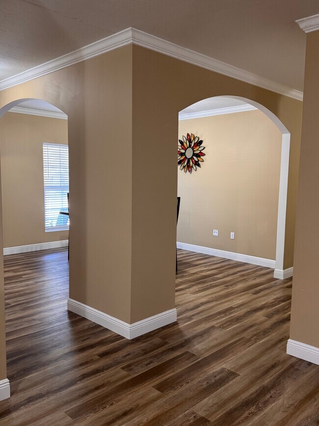 Foto del edificio - 111 Grovewood Dr