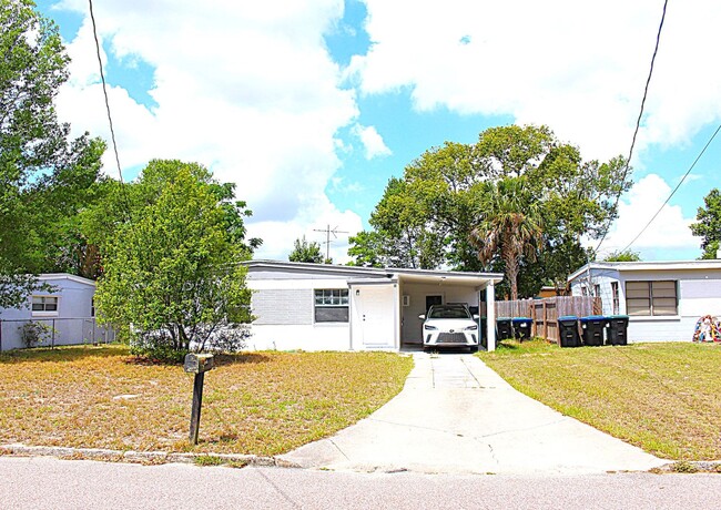 Photo - Lovely 3-bedroom 1 bath home for rent