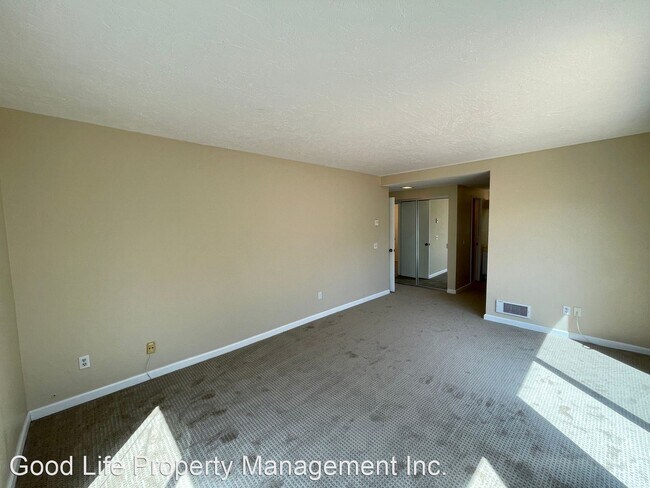 Building Photo - 2 br, 2.5 bath House - 361 Shoemaker Lane