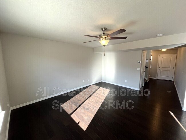 Building Photo - 6173 Nash Dr