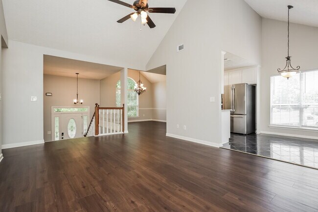 Foto del edificio - 685 Chaseridge Dr