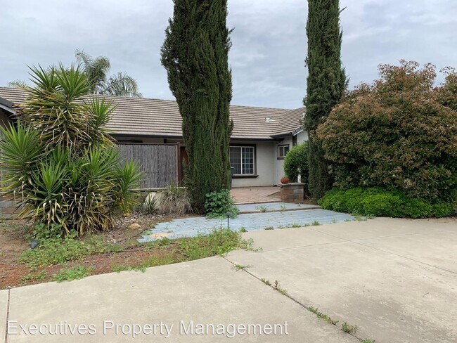 Building Photo - 3 br, 2 bath House - 2895 Stretch Rd Merced