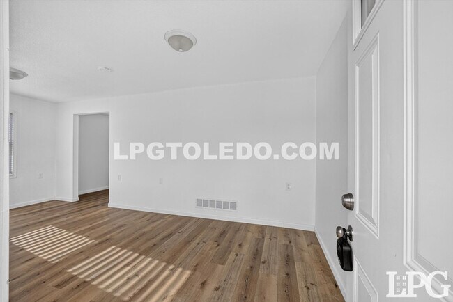 Foto del edificio - 12378 Lincoln Blvd