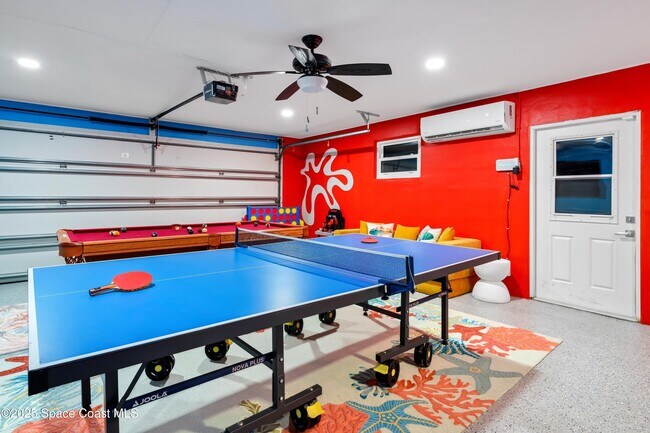 Building Photo - 363 Harbor Dr