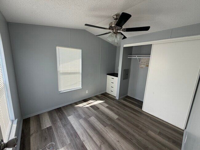 Building Photo - 3128 Penny Loop