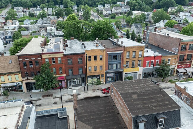 Foto del edificio - 5133 Penn Ave