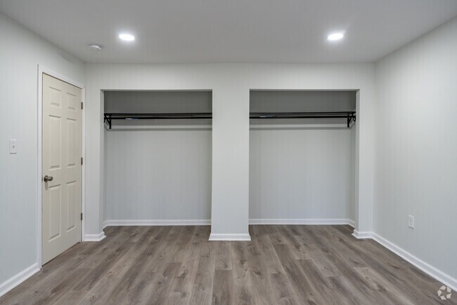 2 habitaciones, 1 baño - 900 pies cuadrados - Dormitorio - Dorchester Arms