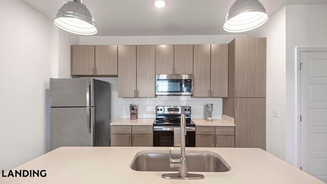 Building Photo - 599 Tapestry Lp