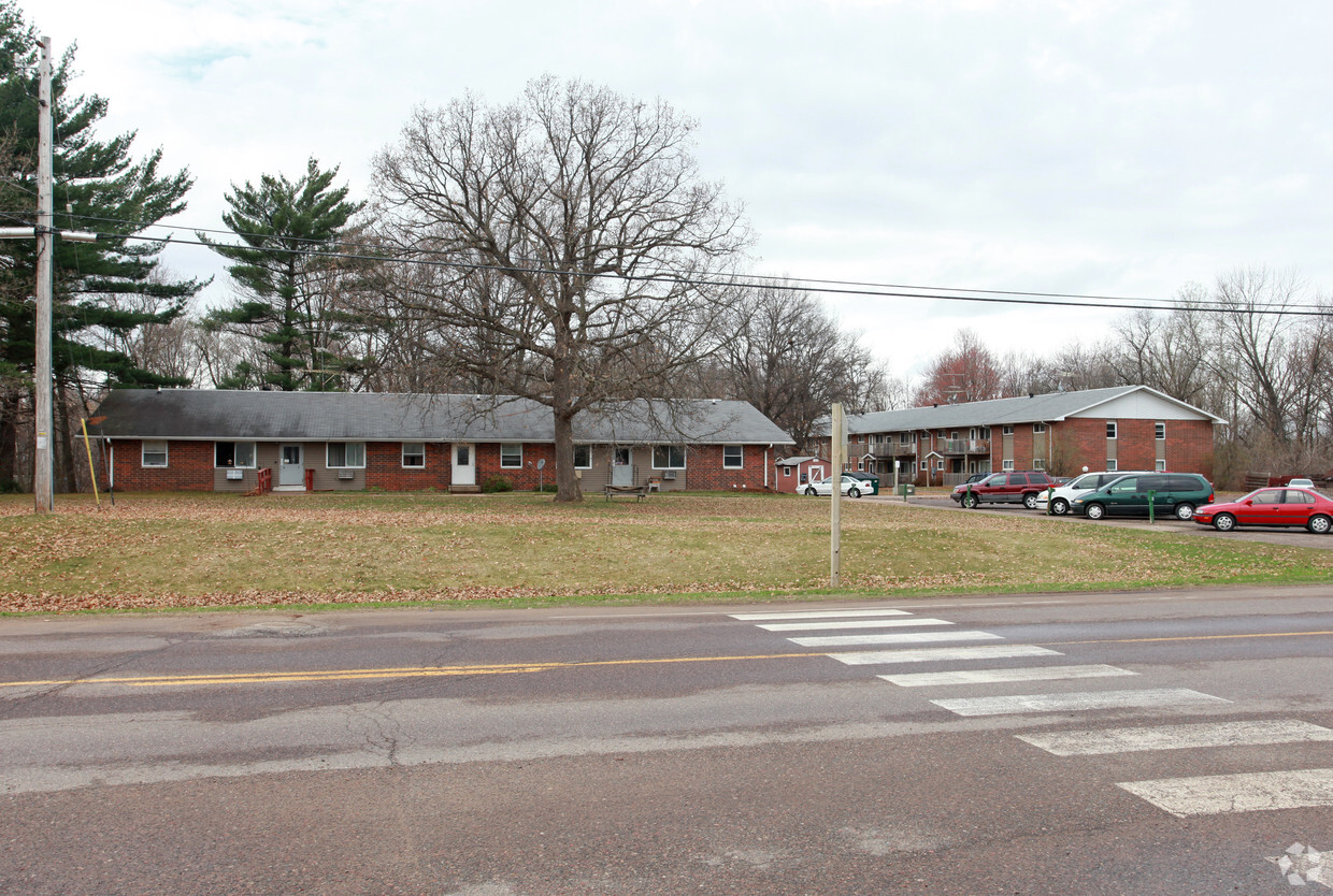 Foto principal - Elk Mound Housing Apartments