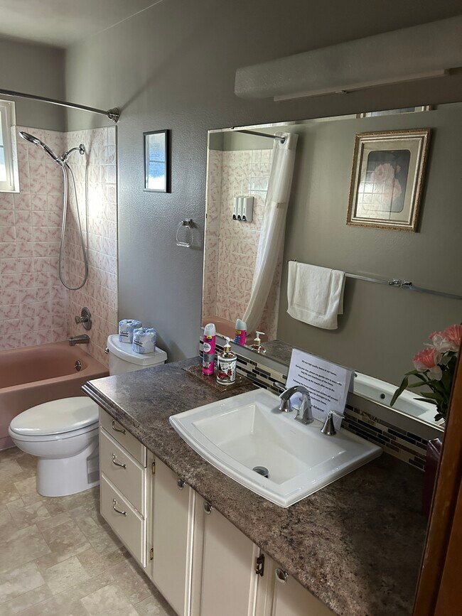 Foto del edificio - 810 N 51st Ave