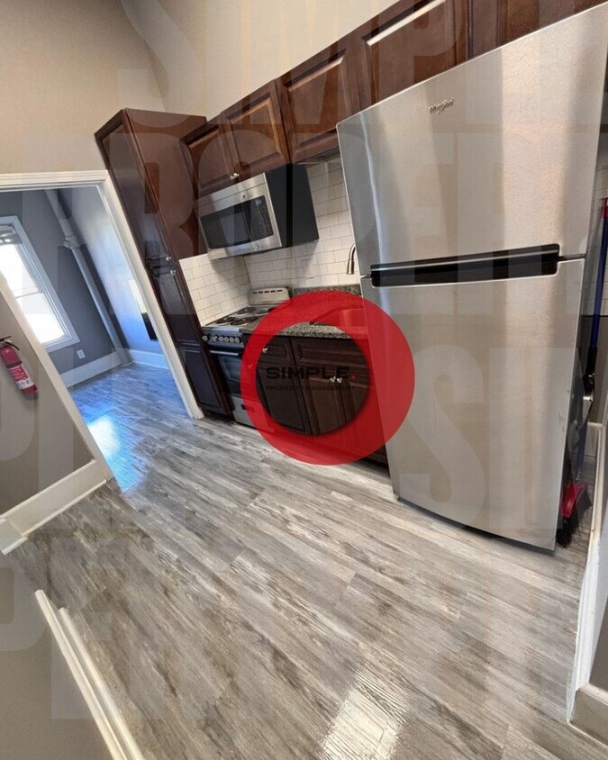 Foto principal - 107 S 5th St