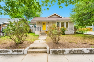 Building Photo - 502 E Courtland Pl