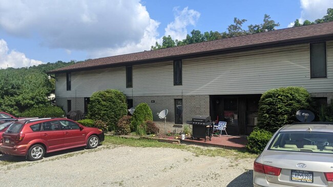 Building Photo - 107 Martin Dr
