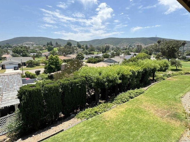 Foto del edificio - 1858 Fairway Cir Dr