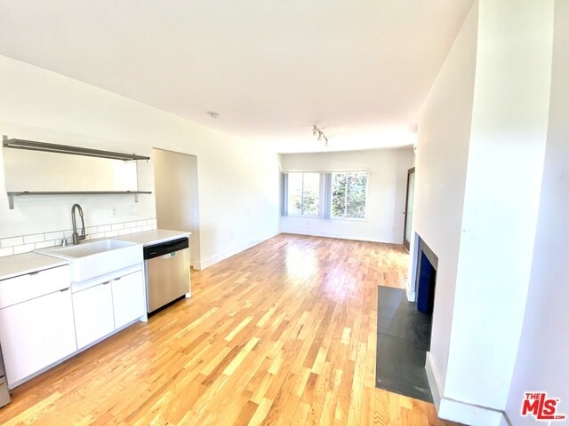 Building Photo - 1001 Coronado Terrace